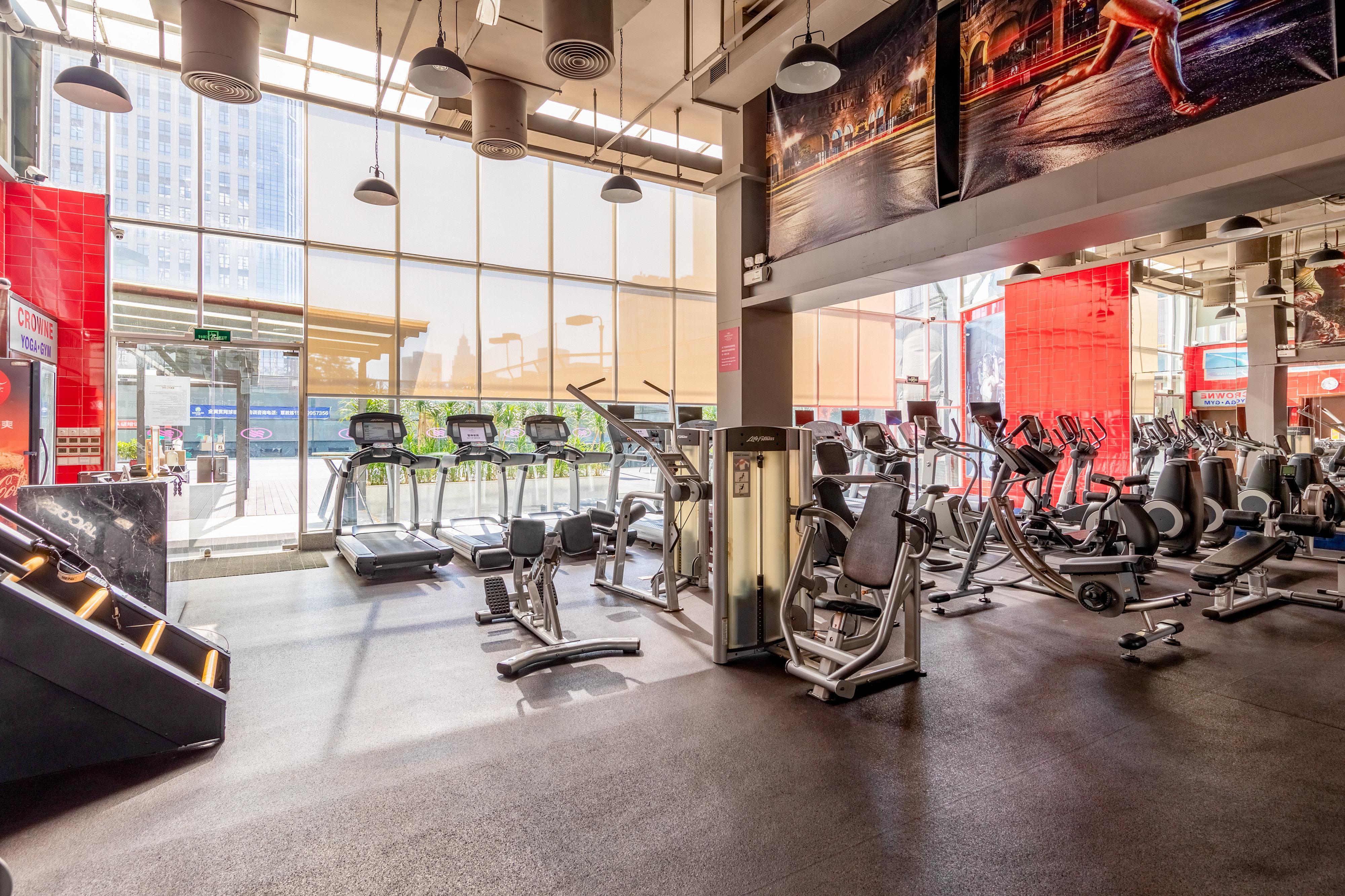 ホテル クラウンプラザ広州 シティ センター エクステリア 写真 The gym at the hotel