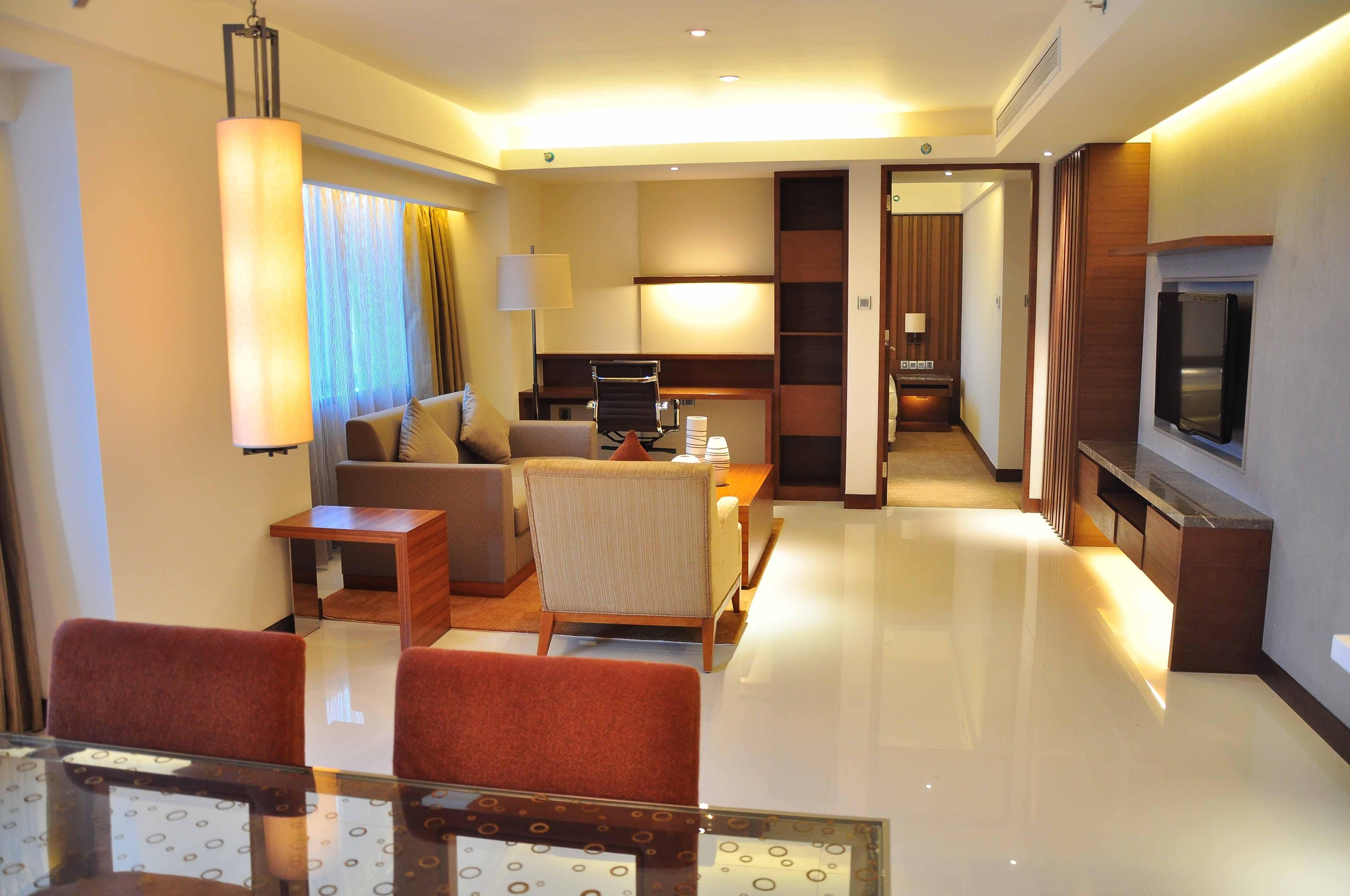 ホテル クラウンプラザ広州 シティ センター エクステリア 写真 A suite at the hotel