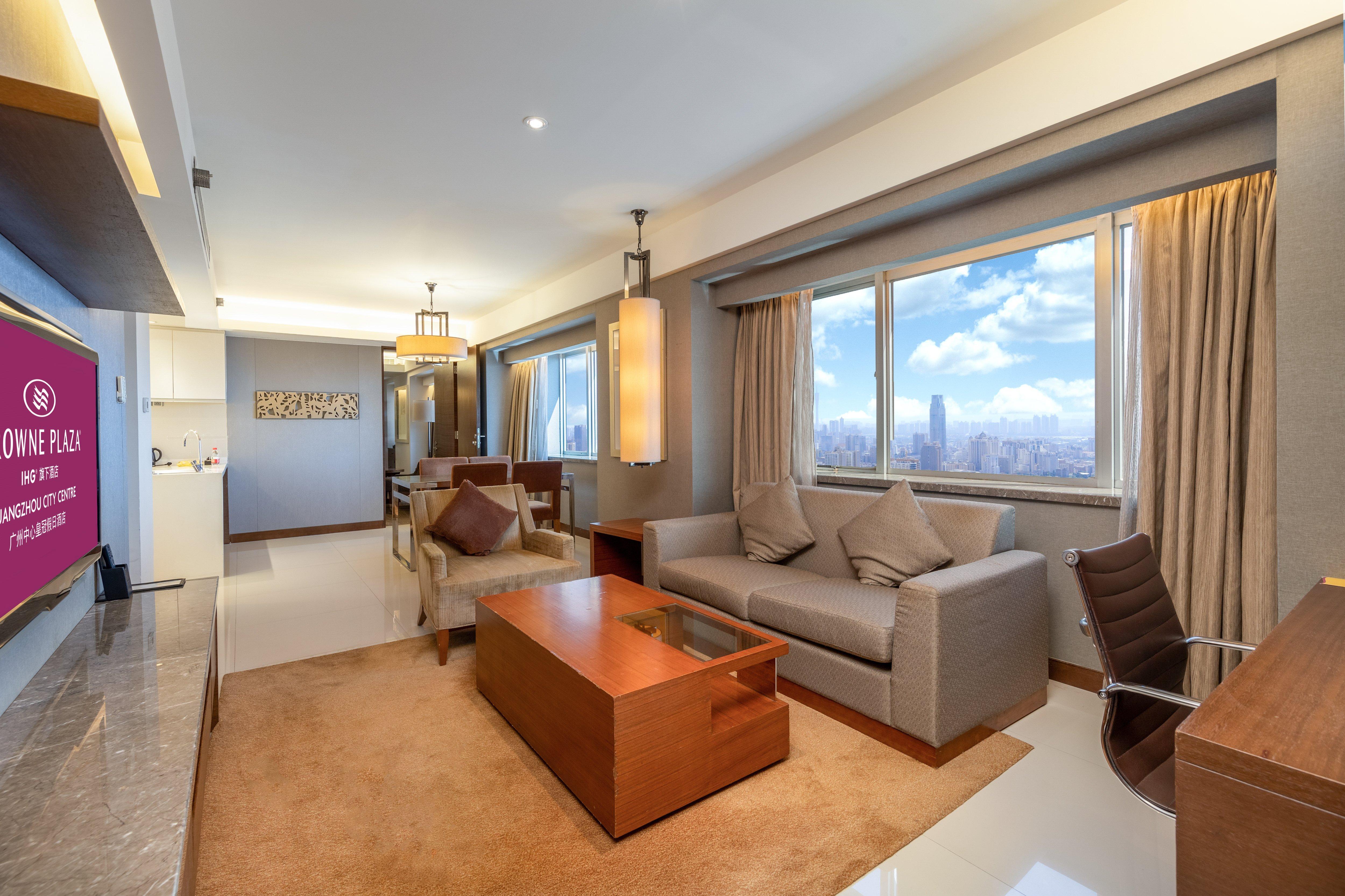 ホテル クラウンプラザ広州 シティ センター エクステリア 写真 A suite at the hotel